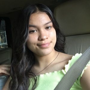 Meet your Posher, Lizbeth